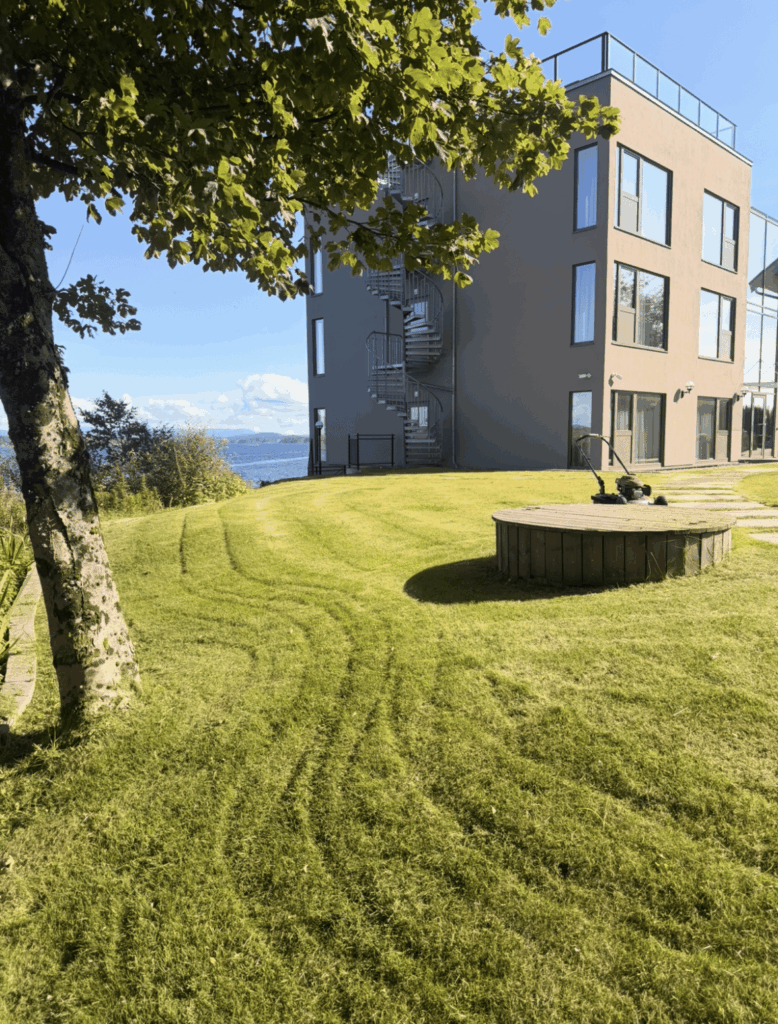 Plenklipp, Bergen